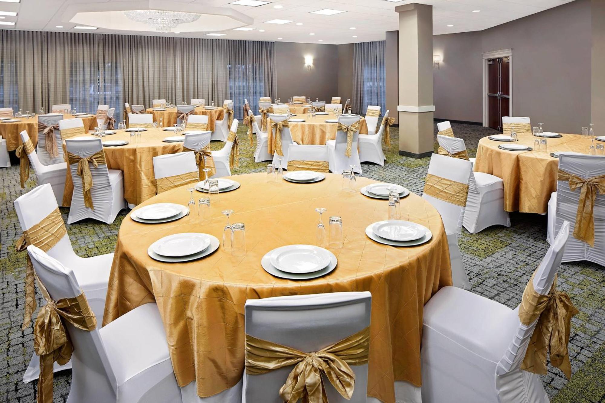 Courtyard By Marriott Fort Lauderdale North/Cypress Creek Bagian luar foto