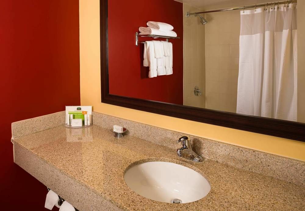 Courtyard By Marriott Fort Lauderdale North/Cypress Creek Bagian luar foto
