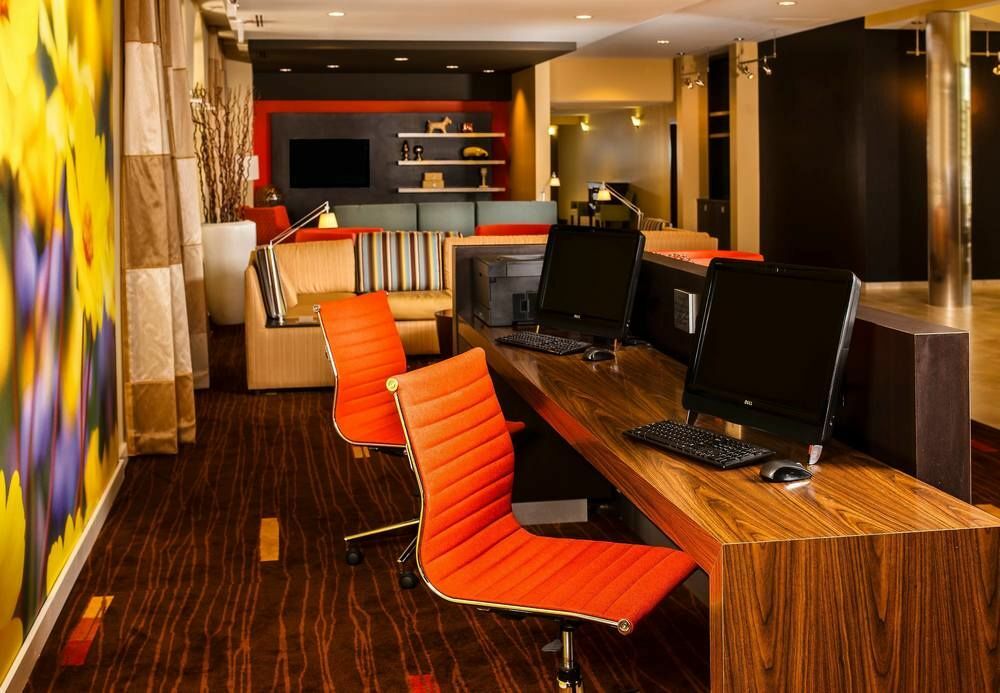 Courtyard By Marriott Fort Lauderdale North/Cypress Creek Bagian luar foto