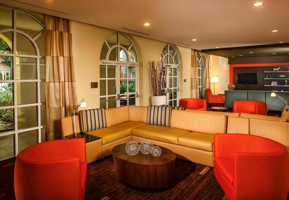 Courtyard By Marriott Fort Lauderdale North/Cypress Creek Bagian luar foto